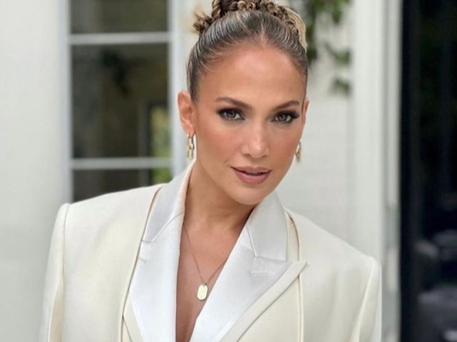 Jennifer Lopez